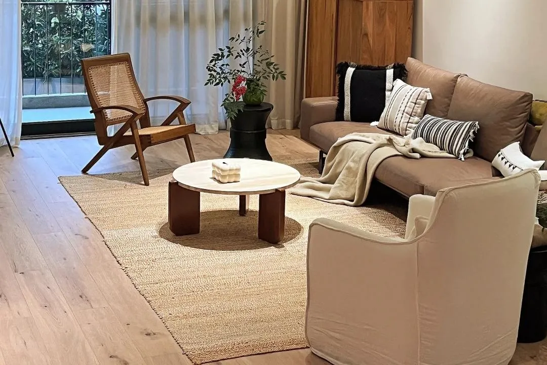 sunroom flooring idea_laminate flooring