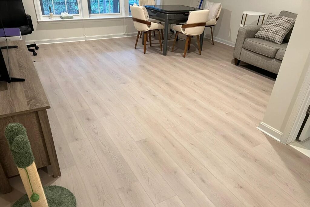 what is vinyl flooring
